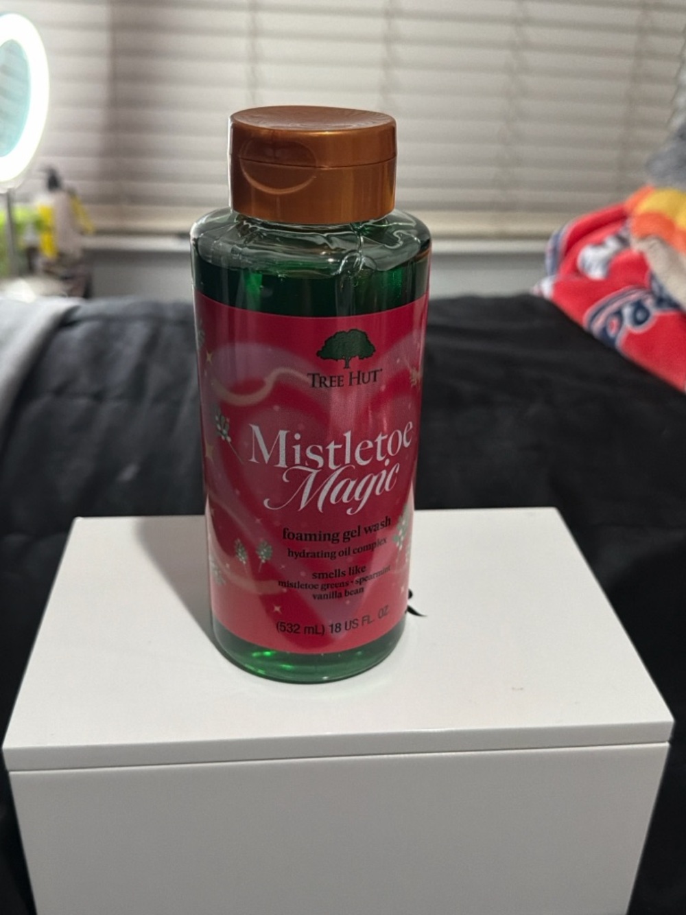 Tree Hut Mistletoe Magic Foaming Gel Wash - Green & Red